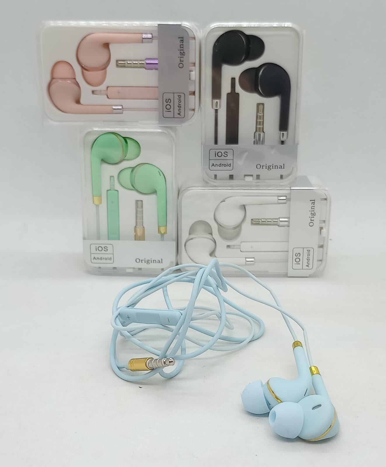     AURICULAR IN EAR ML CAJA ACR&Iacute;LICA AUR-1174!